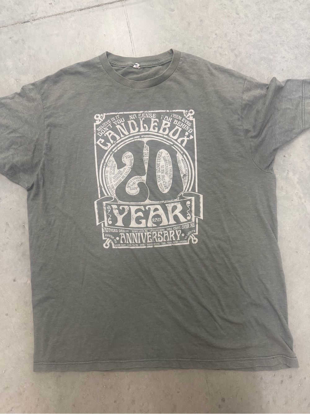 Unbranded Men's 20 Year Anniversary Graphic T-Shirt - Olive Green